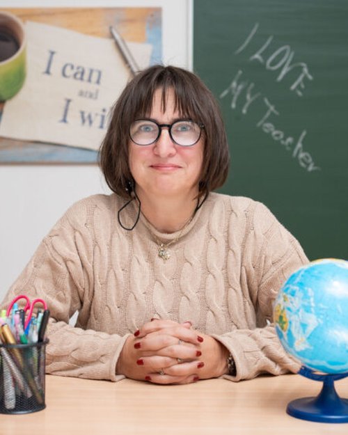 Mgr. Veronika Bartošová, Ph.D., LL.M., MBA